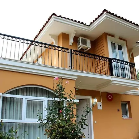 Mida Junior Villa